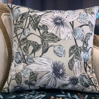 SHihWEier®原創印花抱枕套 現貨 HC1112 鐵線蓮 奶茶底