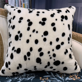 抱枕套 歐洲進口 奢華白底斑點厚毛 觸感超柔軟