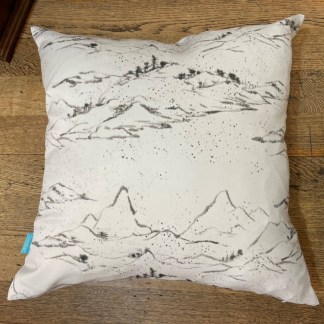 SHihWEier®原創印花抱枕套 現貨HC1076 山上下雪